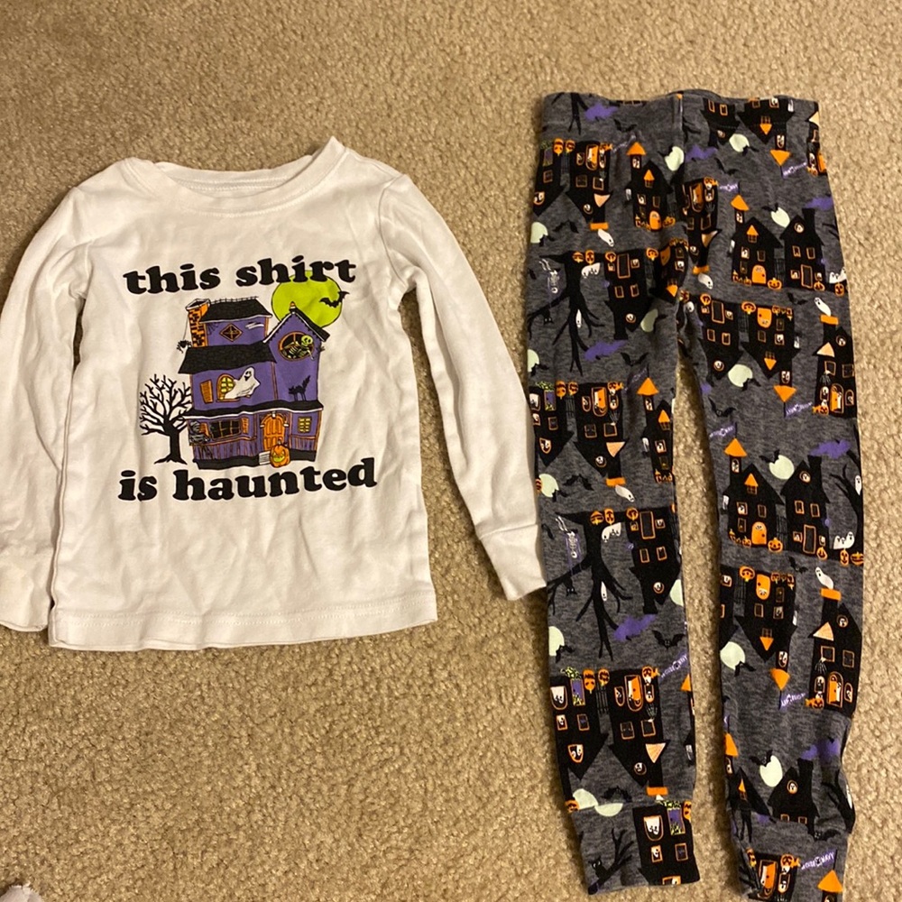 4T Halloween Outfit - fits like a 3T